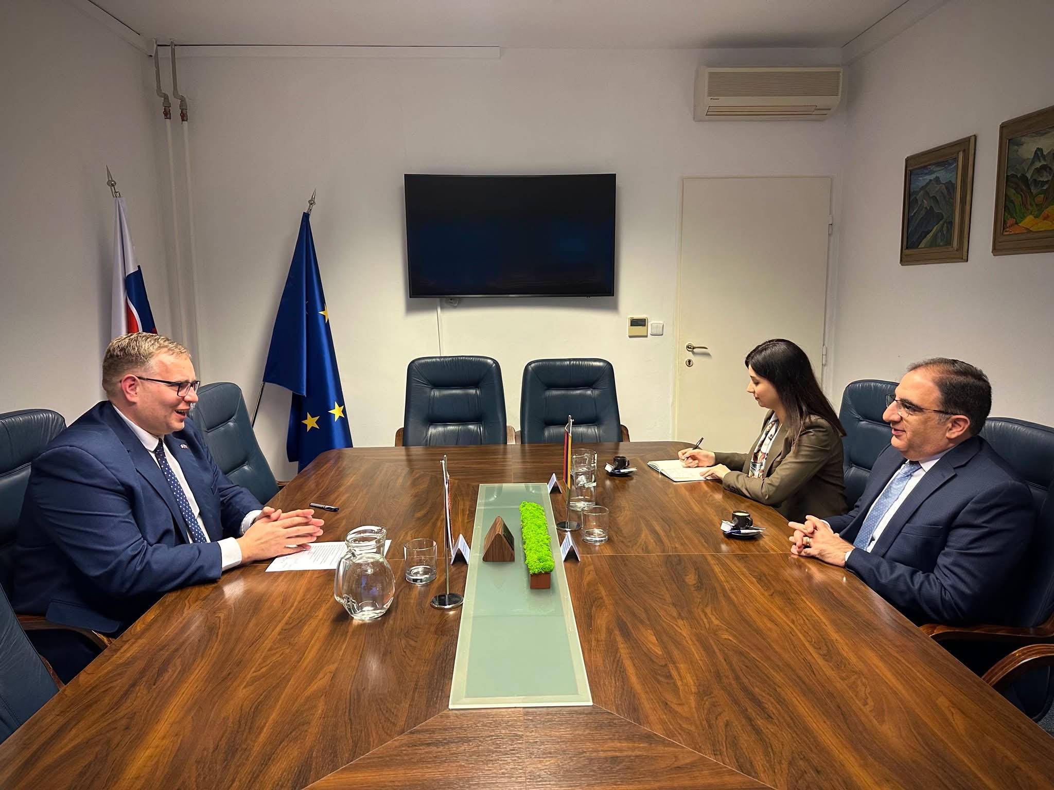 Meeting of the Ambassador of Armenia with the Public Defender of Rights of the Slovak Republic