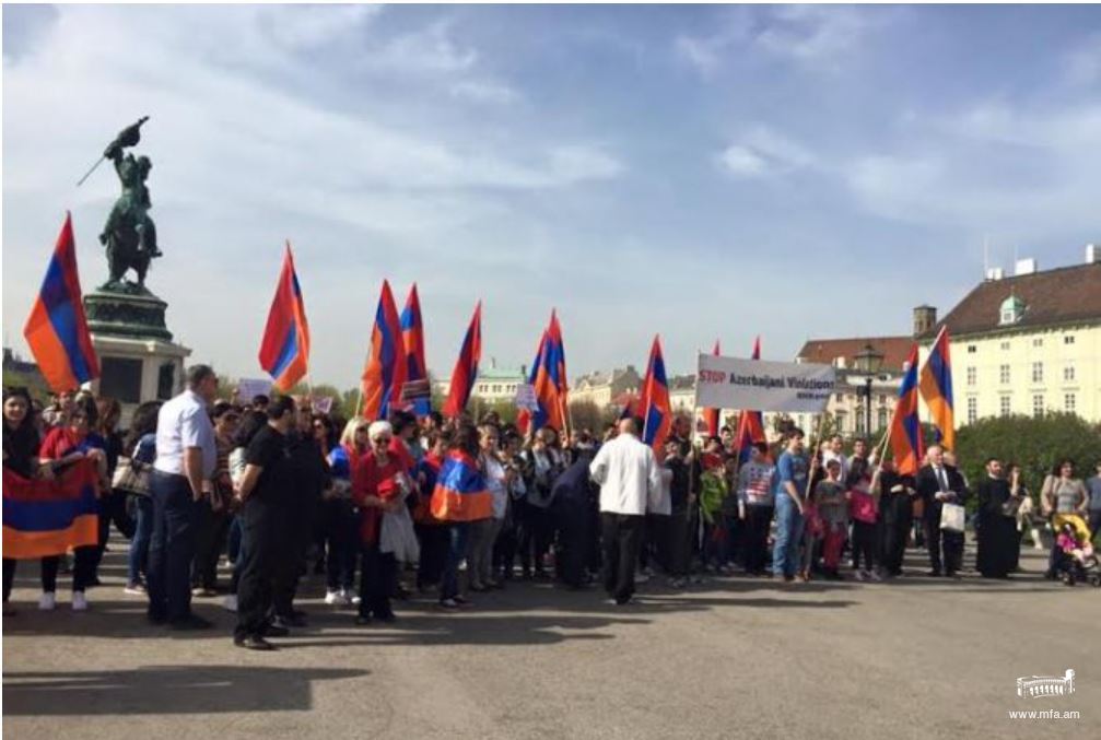 Ավստրիայի, Դամասկոսի, Լոս Անջելեսի հայ համայնքները զորակցում են Արցախին