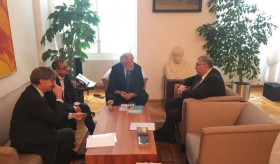 Botschafter Kirakossian traff den Präsidenten der Österreichischen Akademie der Wissenschafter