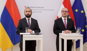 Pressestatement des Außenministers der Republik Armenien und Antworten auf Fragen von Journalisten während der Pressekonferenz mit dem Außenminister der Republik Österreich