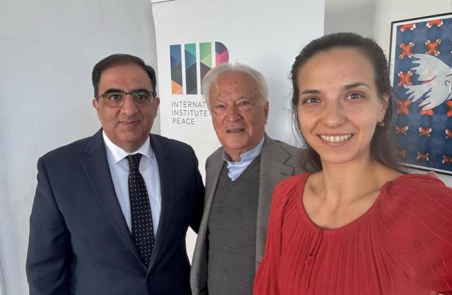 Meeting of Ambassador Andranik Hovhannisyan with President of the Vienna International Institute for Peace